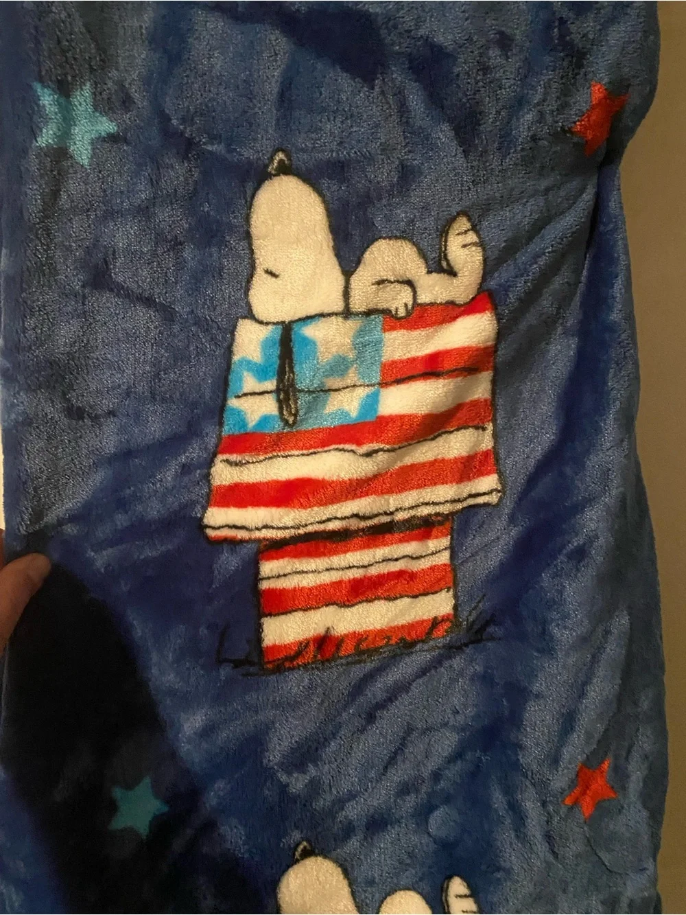 Peanuts snoopy patriotic doghouse Americana throw blanket - Picture 3 of 4